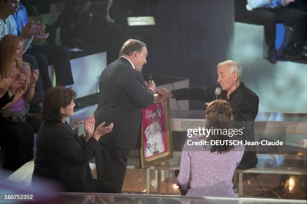 Recording Of The Charles Aznavour Special Evening. En France, à Paris, le 7 mai 2001, lors de l'enregistrement de la 'Soirée spéciale Charles...