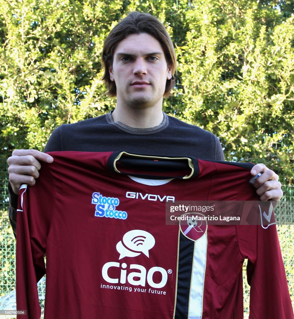 Reggina Calcio Unveils New Signing Federico Gerardi