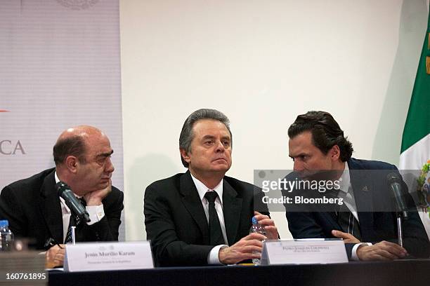 Jesus Murillo Karam, Mexico's attorney general, from left, Pedro Joaquin Coldwell, energy minister, and Emilio Lozoya Austin, chief executive officer...