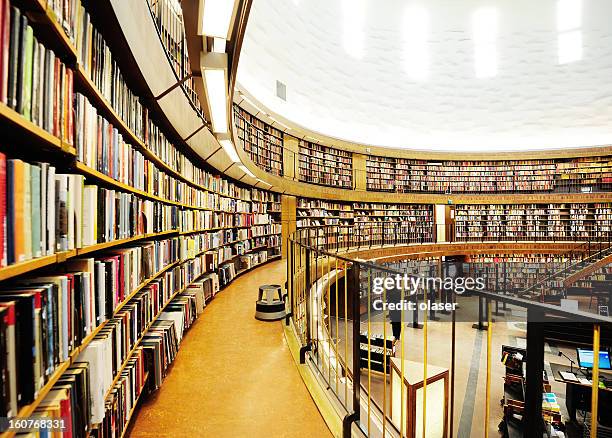 library bookshelf, diminishing perspective - library stock pictures, royalty-free photos & images