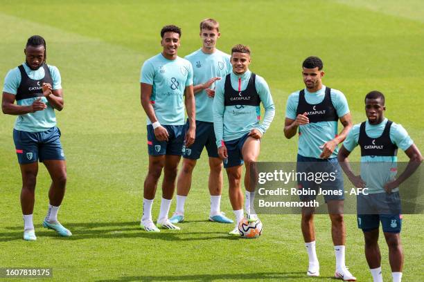 New signing Max Aarons with team-mates Antoine Semenyo, James Hill, Owen Bevan, Dominic Solanke and Hamed Traore of Bournemouth during a training...