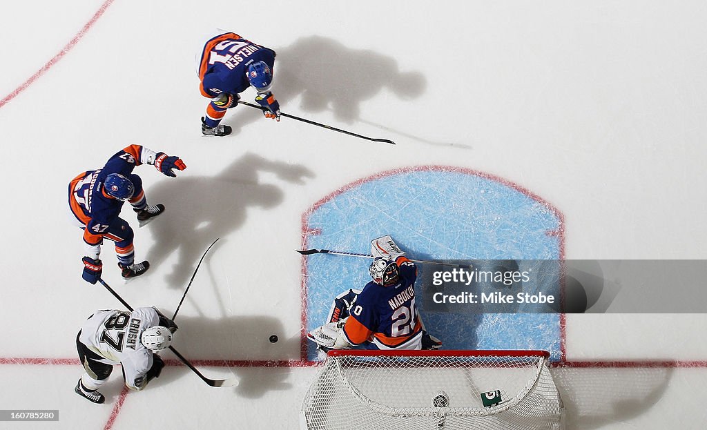 Pittsburgh Penguins v New York Islanders