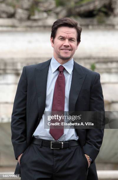 Mark Wahlberg attends 'Broken City' Rome Photocall at Piazza Del Popolo on February 6, 2013 in Rome, Italy.