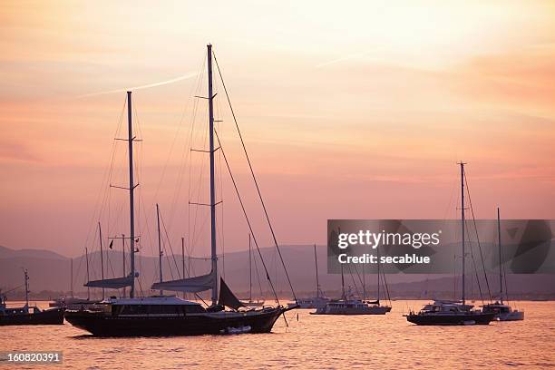 pastel dusk sky and yachts - st tropez stock pictures, royalty-free photos & images