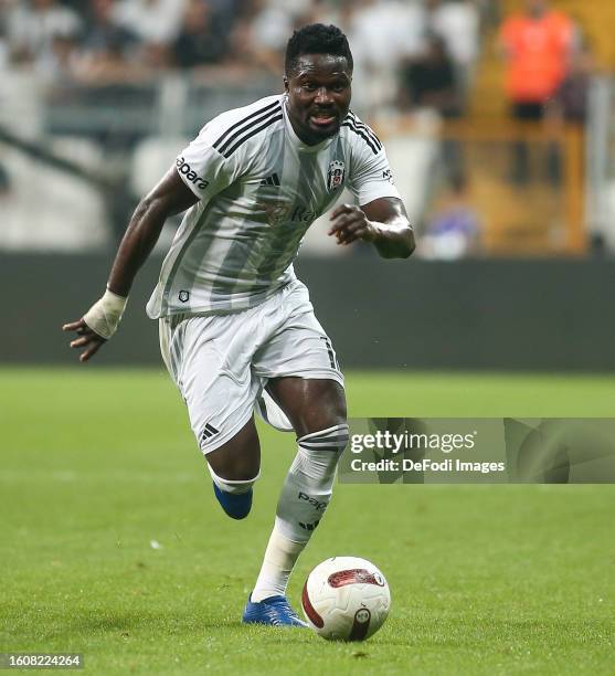 Daniel Amartey of Besiktas controls the ball during the UEFA Europa League Third Qualifying Round Second Leg match between Besiktas and Neftci Baku...