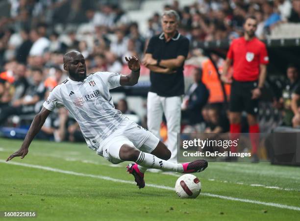 Jean Onana of Besiktas controls the ball during the UEFA Europa League Third Qualifying Round Second Leg match between Besiktas and Neftci Baku PFK...