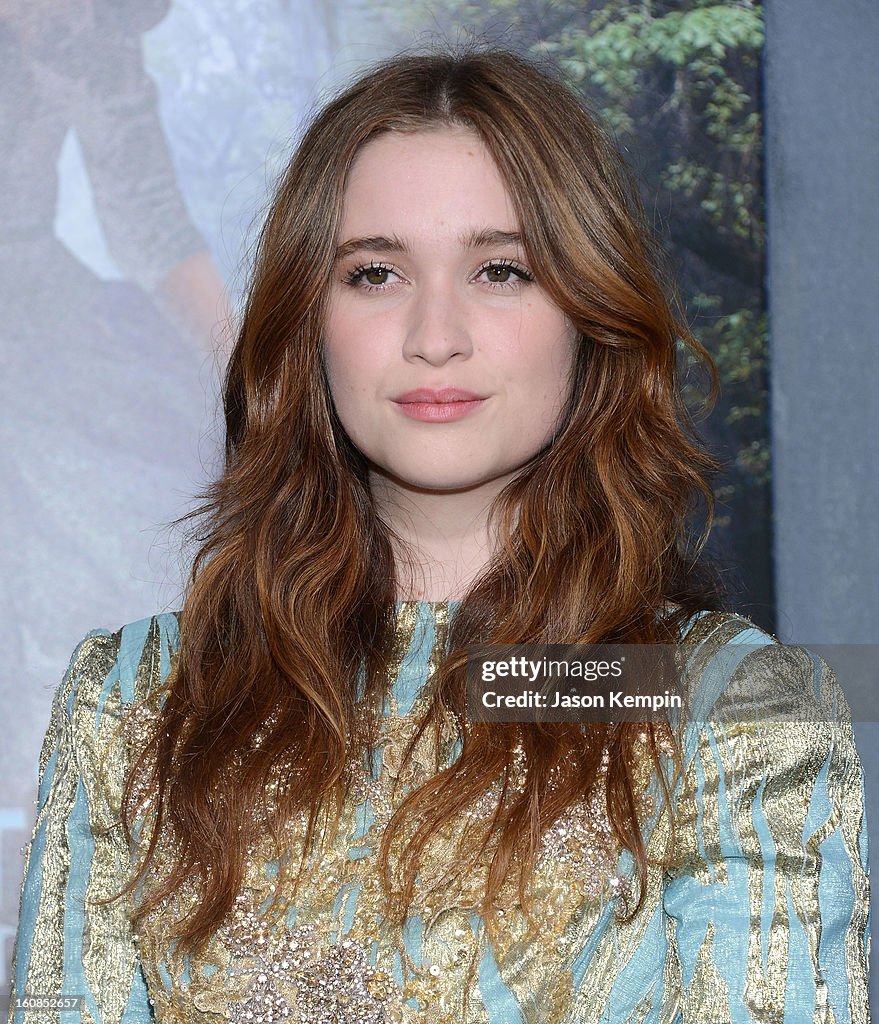 Premiere Of Warner Bros. Pictures' "Beautiful Creatures" - Arrivals