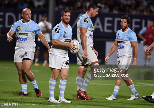Bayonne's French fly-half Camille Lopez prepares to kick a penalty during the French Top 14 rugby union match between Aviron Bayonnais and Stade...