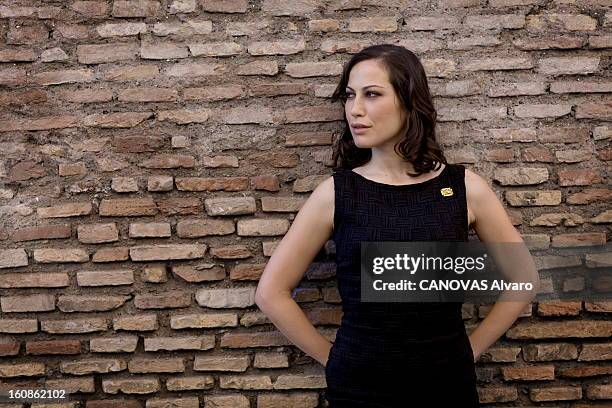 Meeting In Rome With Sabina Began The Queen Bee Of Silvio Berlusconi. Sabina BEGAN, 38 ans, actrice italienne d'origine bosnienne, maîtresse de...