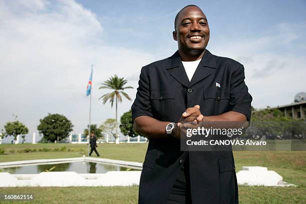 Presidential Elections In The Democratic Republic Of Congo. Le président Joseph KABILA pose dans les jardins du palais de la Nation, à Kinshasa, deux...