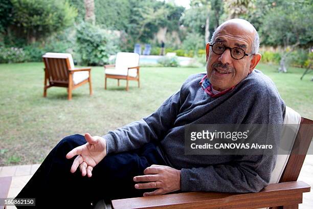 Mohamed Elbaradei Receives 'paris Match' At His House In Cairo. Le Caire, 7 février 2011 : le prix Nobel de la paix 2005 Mohamed EL BARADEI, ancien...