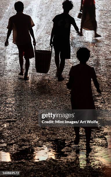 children in the streets of yangon, myanmar - street child stock pictures, royalty-free photos & images