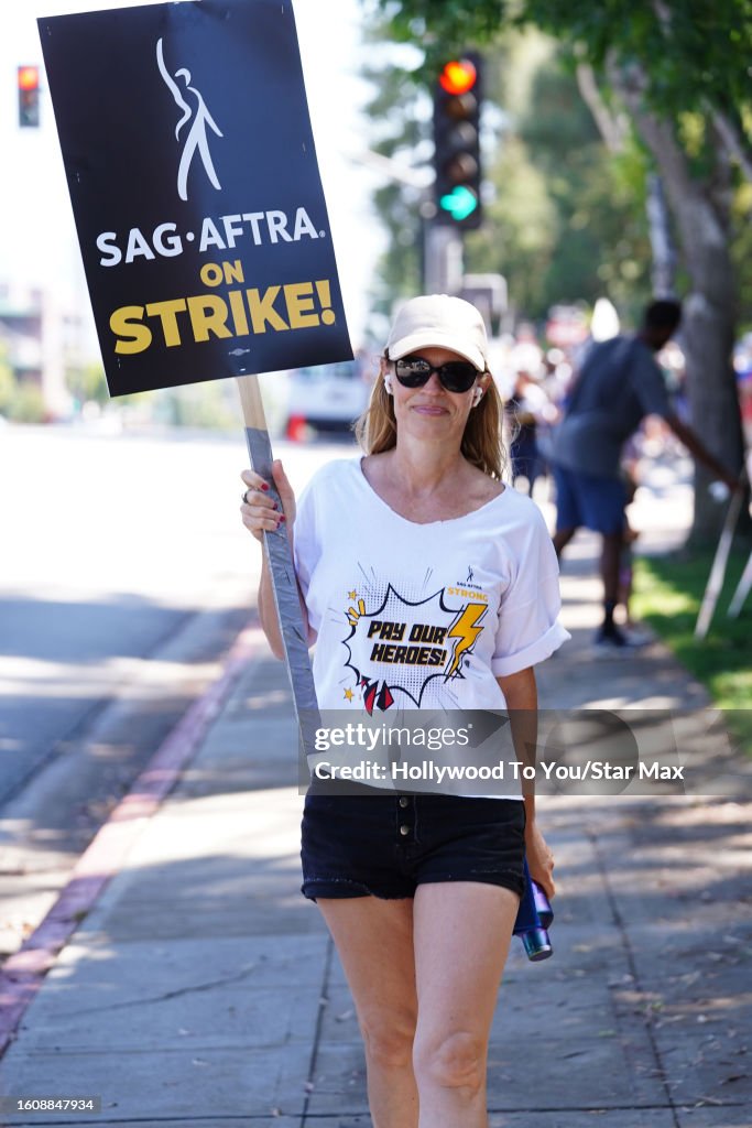 Jeri Ryan walks the picket line in support of the SAG-AFTRA and WGA