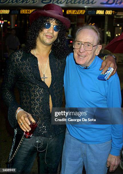 Slash 2001 Slash Les Paul Photos and Premium High Res Pictures - Getty Images