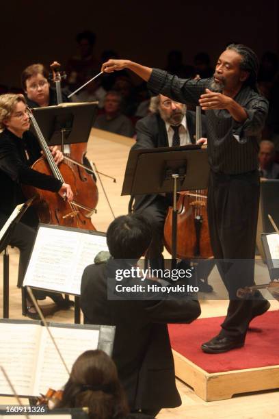 Bobby McFerrin with Orchestra of St. Luke's at Carnegie Hall on Sunday afternoon, April 6 , 2008.This image;Bobby McFerrin conducting the Orchestra...