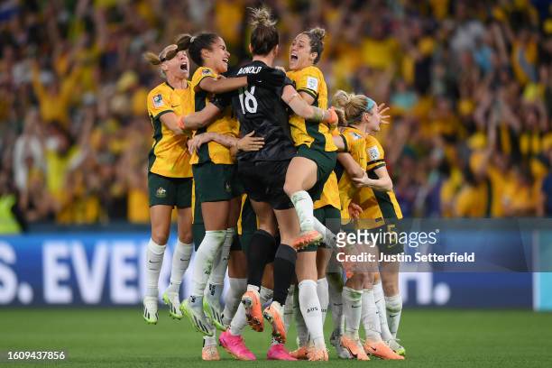 Australia players celebarate their victory through the penalty shoot out during the FIFA Women's World Cup Australia & New Zealand 2023 Quarter Final...