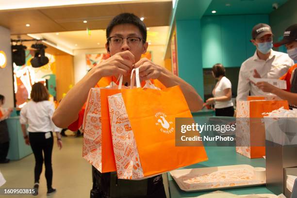 General view of reopening day of popeyes fast food chain store reopens on Huaihai road in Shanghai, China on August 19, 2023