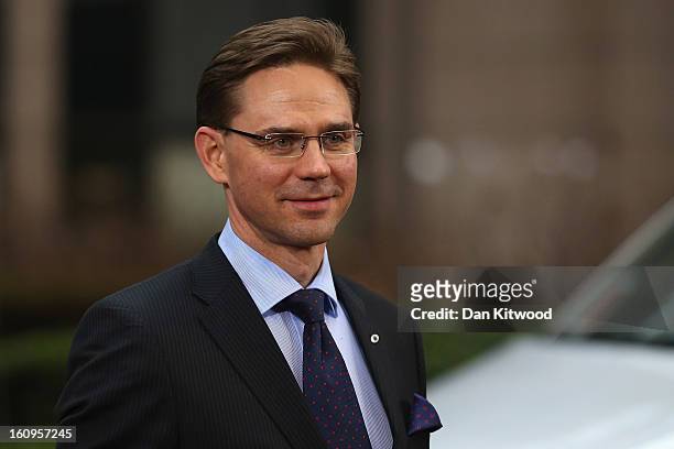 Finnish Prime Minister Jyrki Katainen arrives back at the headquarters of the Council of the European Union on February 8, 2013 in Brussels, Belgium....