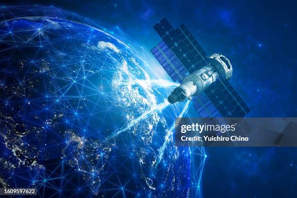 satellite internet communication from space - satellite stock pictures, royalty-free photos & images
