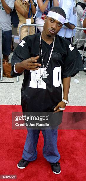 Ray Jay arrives at the Source Hip-Hop Awards August 20, 2001 in Miami Beach, FL.
