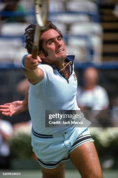 Harold Solomon playing in USTA National Tennis Center, 09/1978.