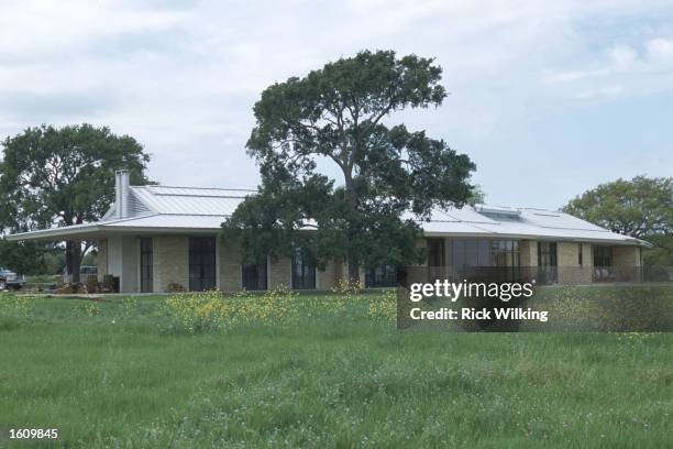 Bush Ranch Texas 1,111 Texas Ranch House Stock Photos, High-Res Pictures, and Images ...