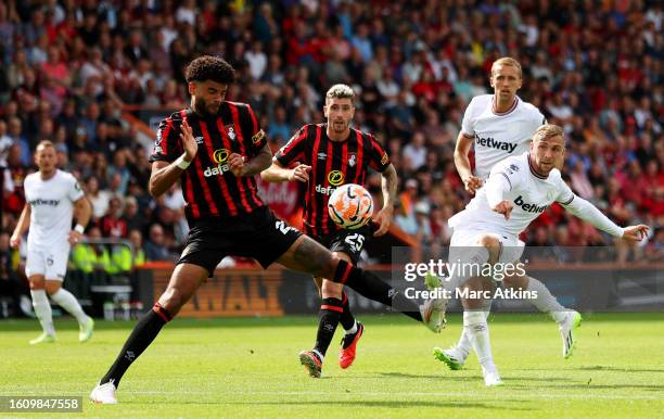 Jarrod Bowen of West Ham United scores the team's first goal during the Premier League match between AFC Bournemouth and West Ham United at Vitality...