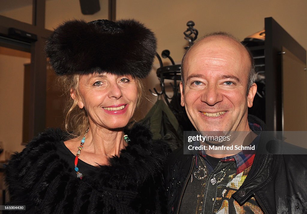 Painter Maria Lahr and Andy Lee Lang attend the 'Peter Rapp Show 50th ...