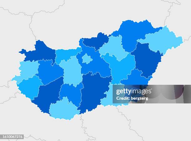 hochdetaillierte blaue karte ungarn mit regionen und landesgrenzen der slowakei, rumänien, ukraine, österreich, slowenien, kroatien, serbien, tschechische republik - ungarn stock-grafiken, -clipart, -cartoons und -symbole