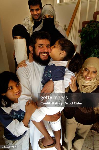 Sarak Riba Sarah Ruba Photos and Premium High Res Pictures - Getty Images