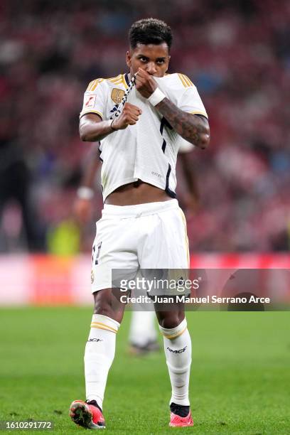 Mad11celebrates after scoring the team's first goal during the LaLiga EA Sports match between Athletic Club and Real Madrid CF at Estadio de San...