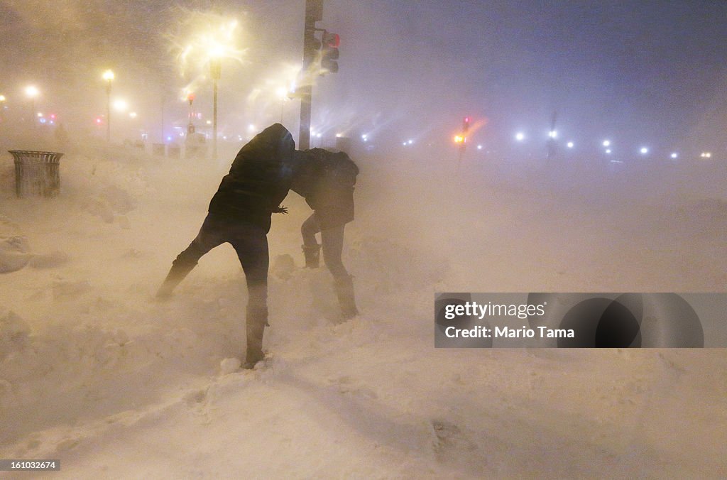 Massive Blizzard Hits New England 
