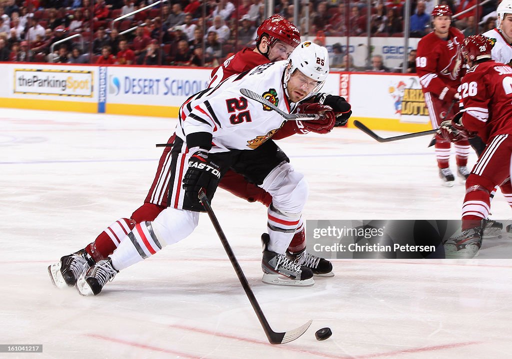 Chicago Blackhawks v Phoenix Coyotes