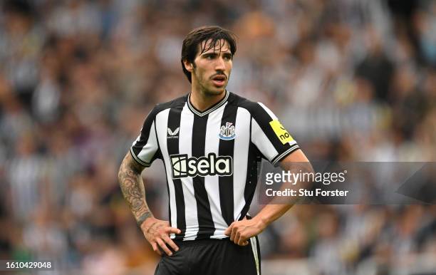 Sandro Tonali of Newcastle United looks on during the Premier League match between Newcastle United and Aston Villa at St. James Park on August 12,...