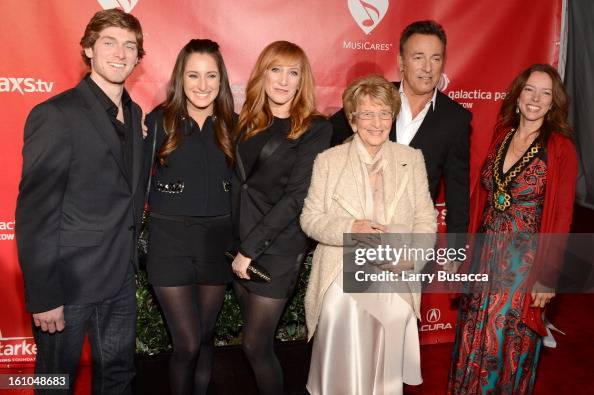 Evan James Springsteen, Jessica Rae Springsteen, Patti Scialfa, Adele ...