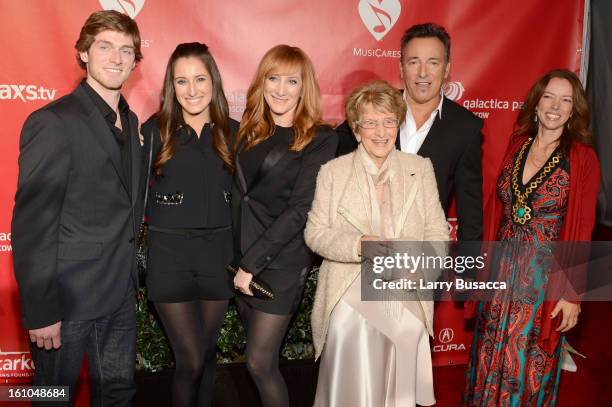 Evan James Springsteen, Jessica Rae Springsteen, Patti Scialfa, Adele Springsteen, Honoree Bruce Springsteen, and Pamela Springsteen arrive at...