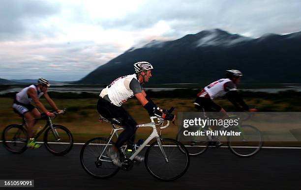 Mahe Drysdale of New Zealand competes in the one day individual event during the 2013 Speights Coast to Coast on February 9, 2013 in Christchurch,...