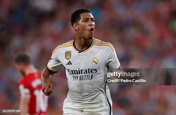 Jude Bellingham of Real Madrid celebrates after scoring a goal during the LaLiga EA Sports match between Athletic Club and Real Madrid CF at Estadio...