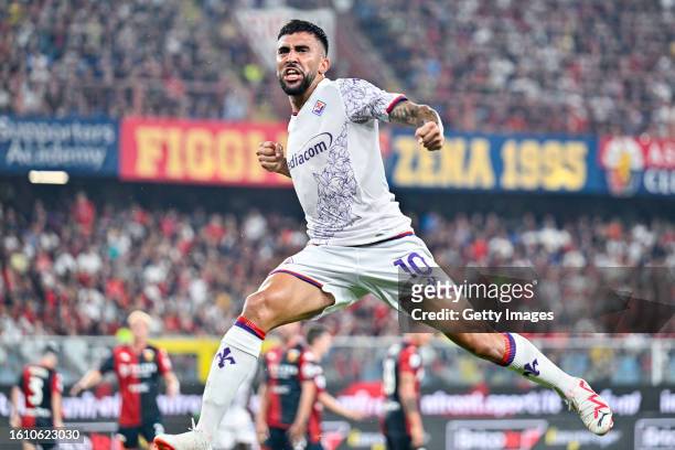 Nicolás González of Fiorentina celebrates after scoring a goal the Serie A TIM match between Genoa CFC and ACF Fiorentina at Stadio Luigi Ferraris on...