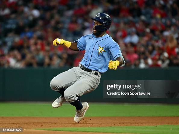 Basabe Rays Tampa Bay Rays shortstop Osleivis Basabe heads for second base for a ...