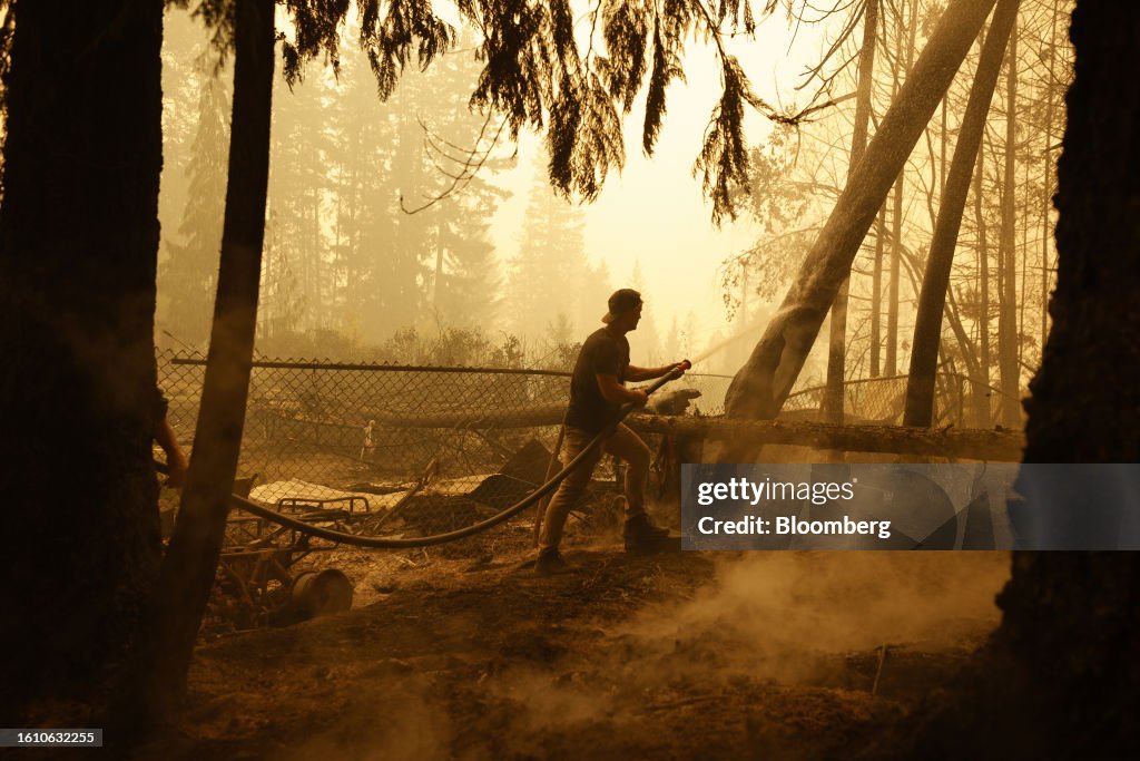 Canada City Of 150,000 Declares Emergency As Wildfires Near