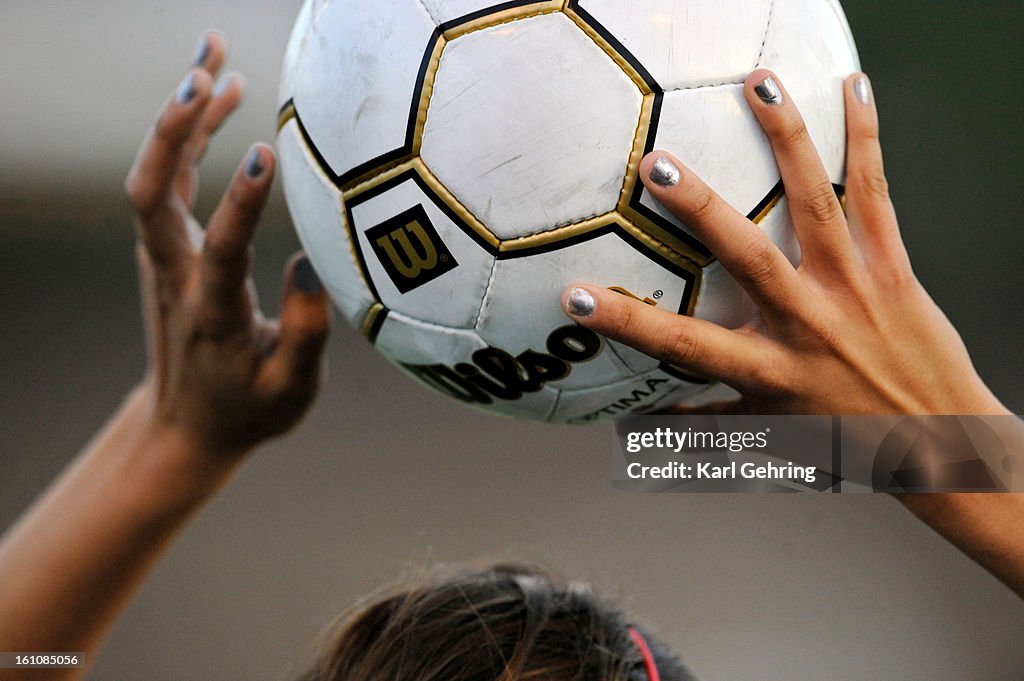 (KG) SP21PRPGSOCCER -- The Silver Creek Raptors beat Niwot 1-0 in the 4A Girls State High School Soccer championship game Tuesday night, May 20, 2008, at Englewood High School's Pirate Field. Karl Gehring/The Denver Post