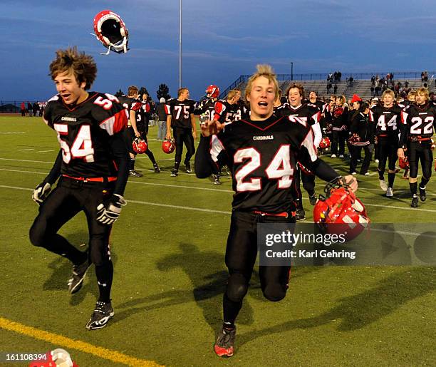 81 Elizabeth High School Football Team Stock Photos, HighRes Pictures