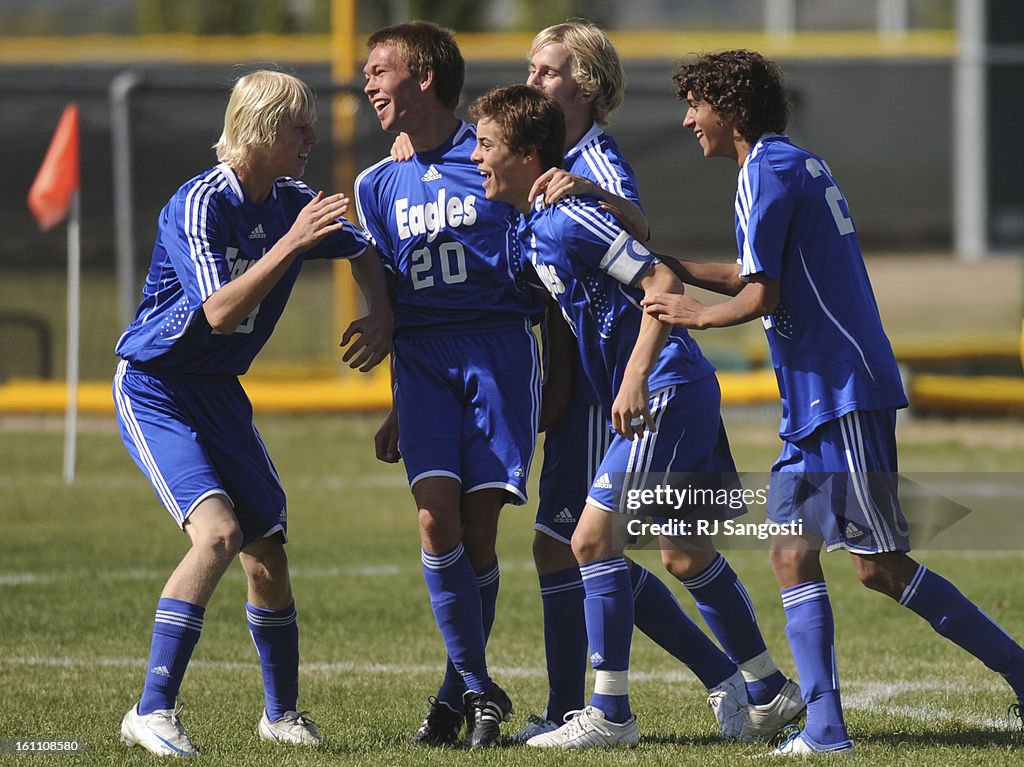 PRPSOCCER03-- Broomfield High School's soccer team celebrates after a goal against Niwot, at Niwot High School on Saturday. Broomfield won 5 to 1. RJ Sangosti/ The Denver Post