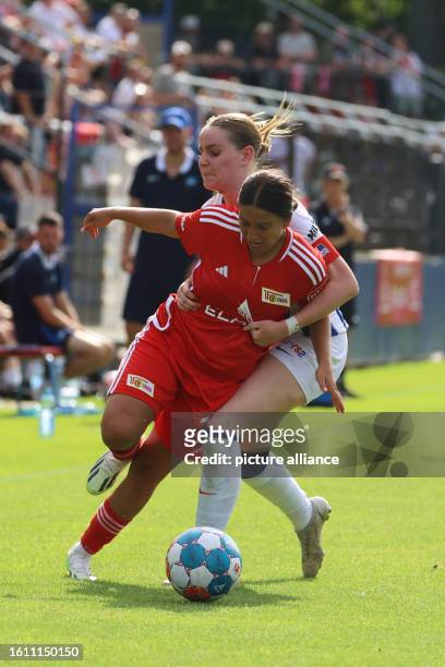 August 2023, Berlin: Regionalliga women: Hertha BSC - Union Berlin. Union's Nour Youssef and Hertha's Elina Frieauff battle for the ball during the...