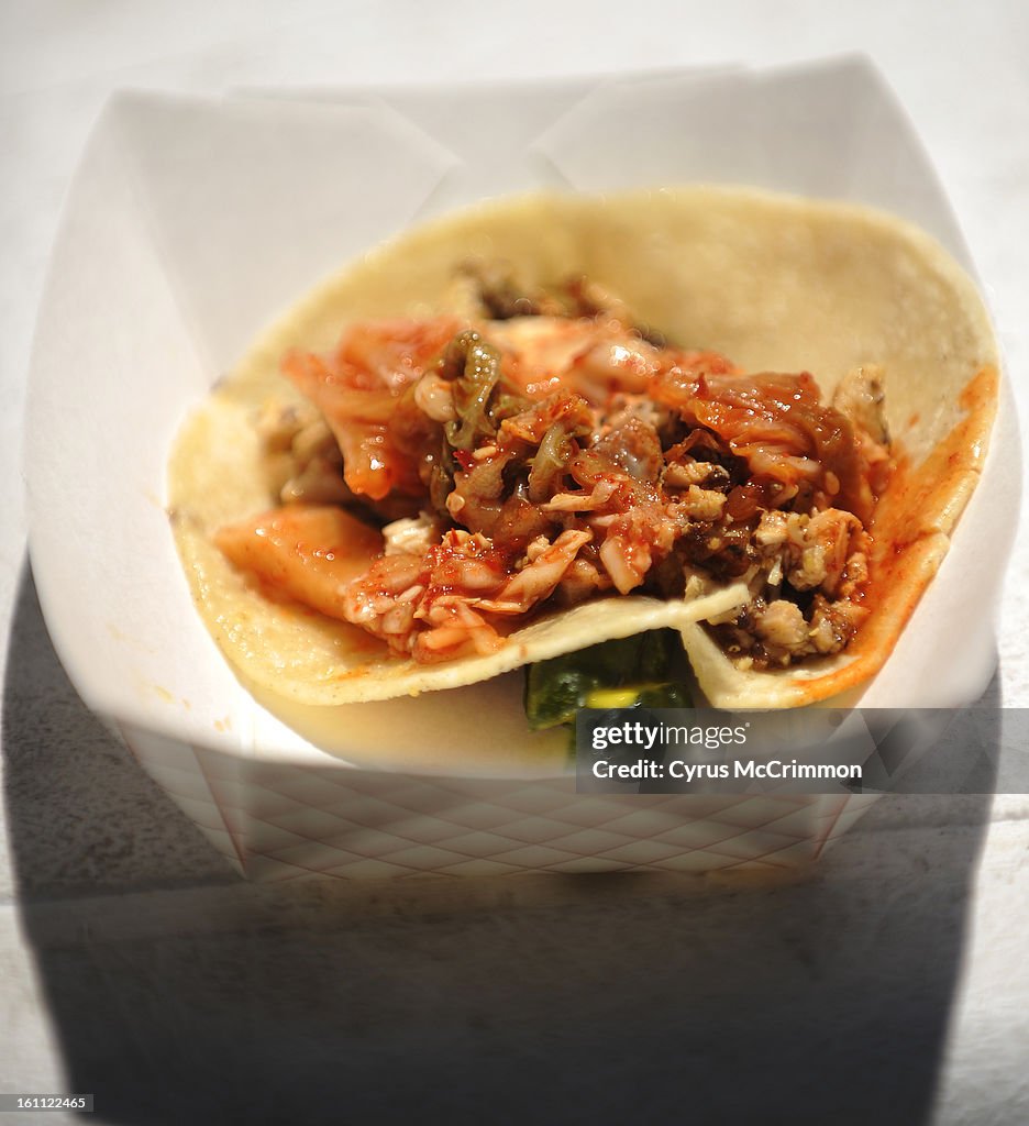 Food cart Gastro Cart at 18th and Curtis Street in downtown on Friday, May 28, 2010.Detail of the spicy chicken taco. Cyrus McCrimmon, The Denver Post