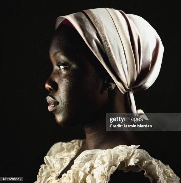 portrait of african woman on black background, cinematic light - black woman slave stock pictures, royalty-free photos & images