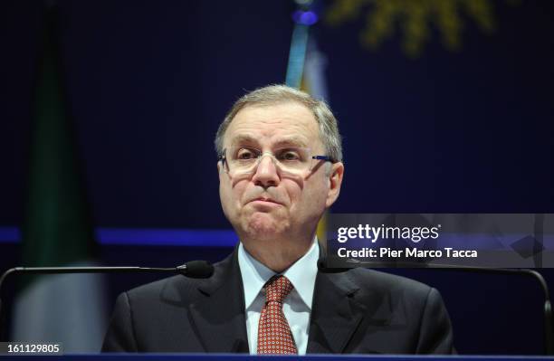 Governor of the Bank of Italy Ignazio Visco delivers his speech at 19th ASSIOM FOREX Congress on February 9, 2013 in Milan, Italy. The union of...