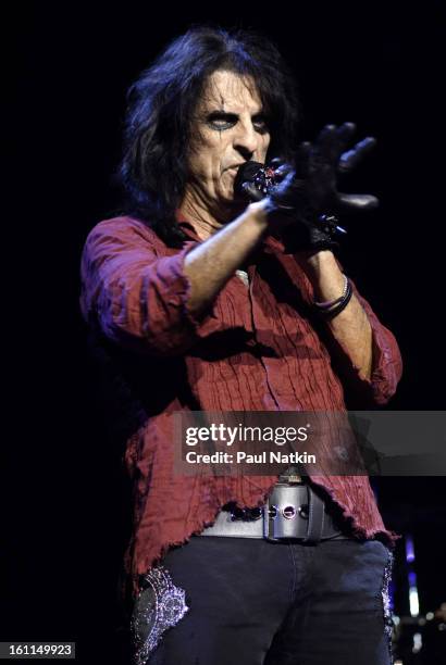 American heavy metal singer Alice Cooper performs at the Sears Centre in Hoffman Estates, Illinois, September 22, 2007.