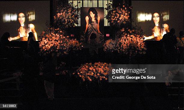 Fans hold a memorial for the late R&B singer Aaliyah at Cipriani restaurant, as the funeral service is held at St. Ignatius Loyola Church, August 31,...